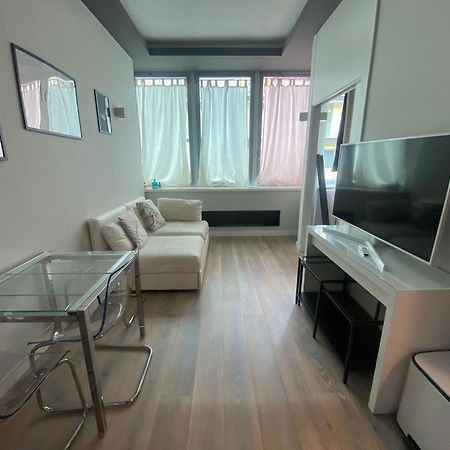 Апартаменты Victory House Милан Экстерьер фото